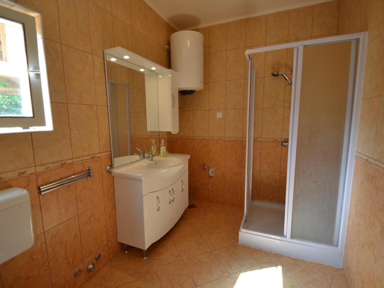 Franjo By Interhome Apartamento