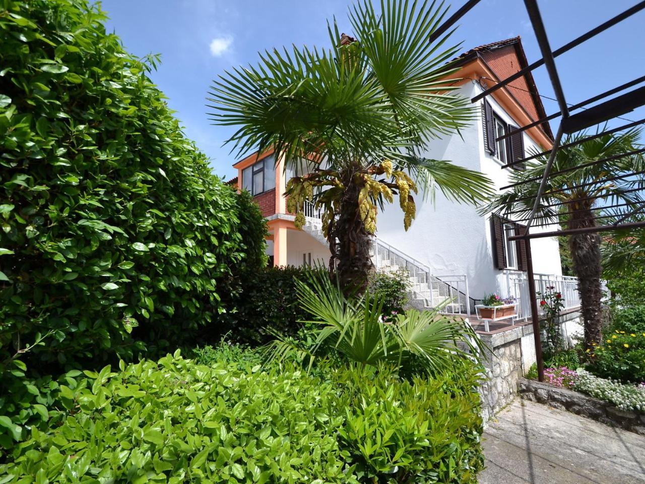 Franjo By Interhome *