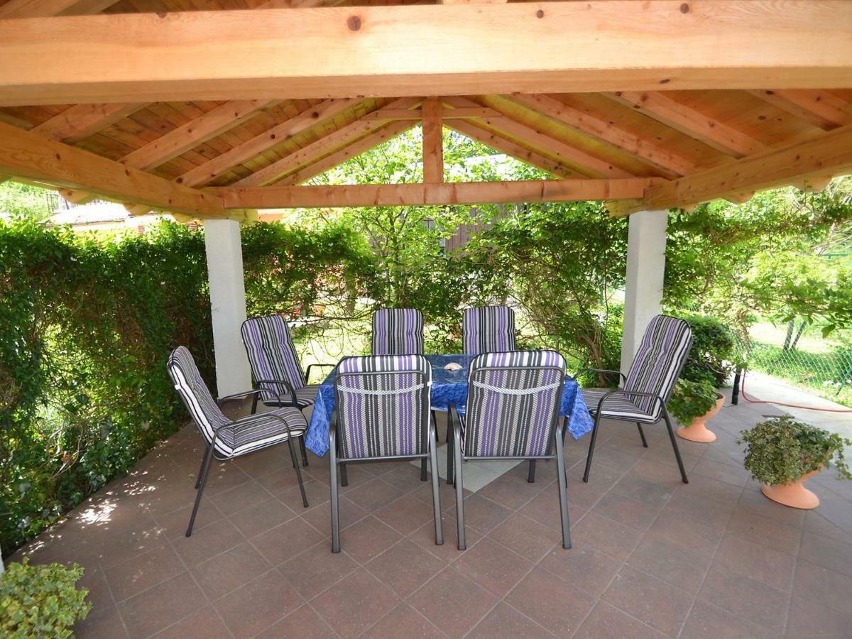 Franjo By Interhome Apartman Ika